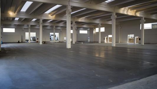 地坪漆的區(qū)別有哪些？應(yīng)該怎么去選擇地坪漆？